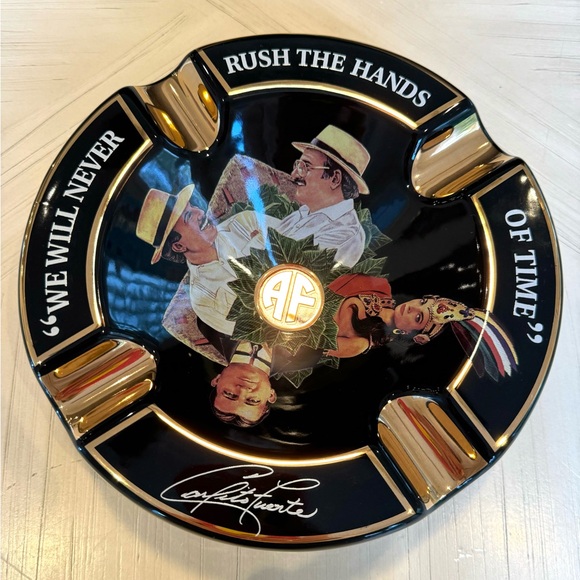 NWOT!! LIMITED EDITION!! Large 8.75" Arturo Fuente Porcelain Cigar Ashtray Black - Picture 4 of 10